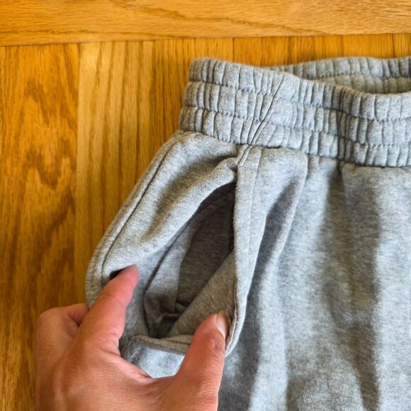 NIKE Boy's Joggers | Large | Grey Sweat Pants Pockets Lounge Sports - Picture 2 of 6